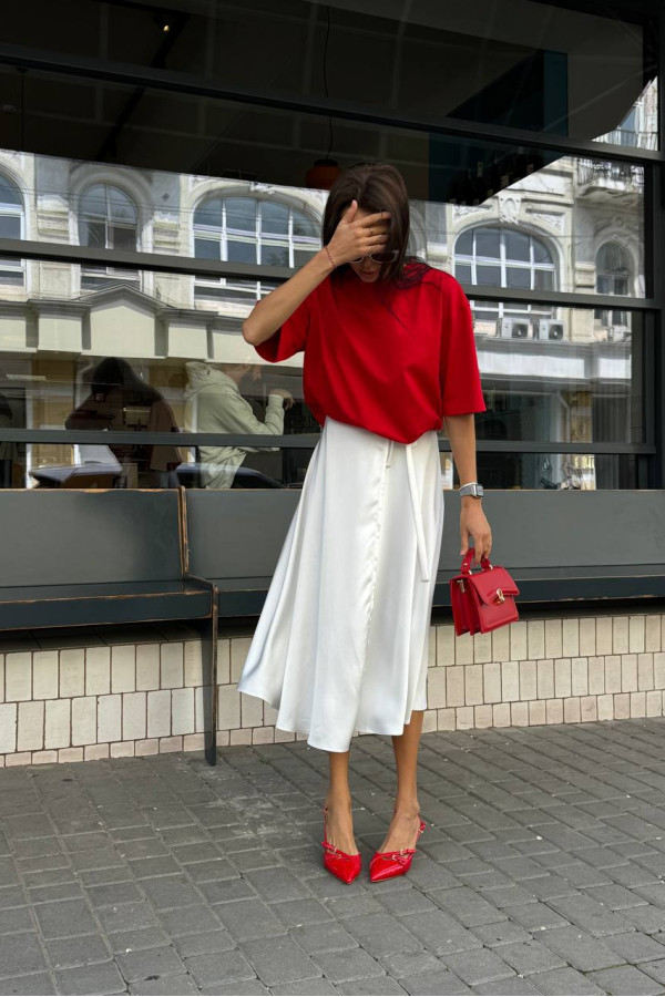 Футболка базова червона 