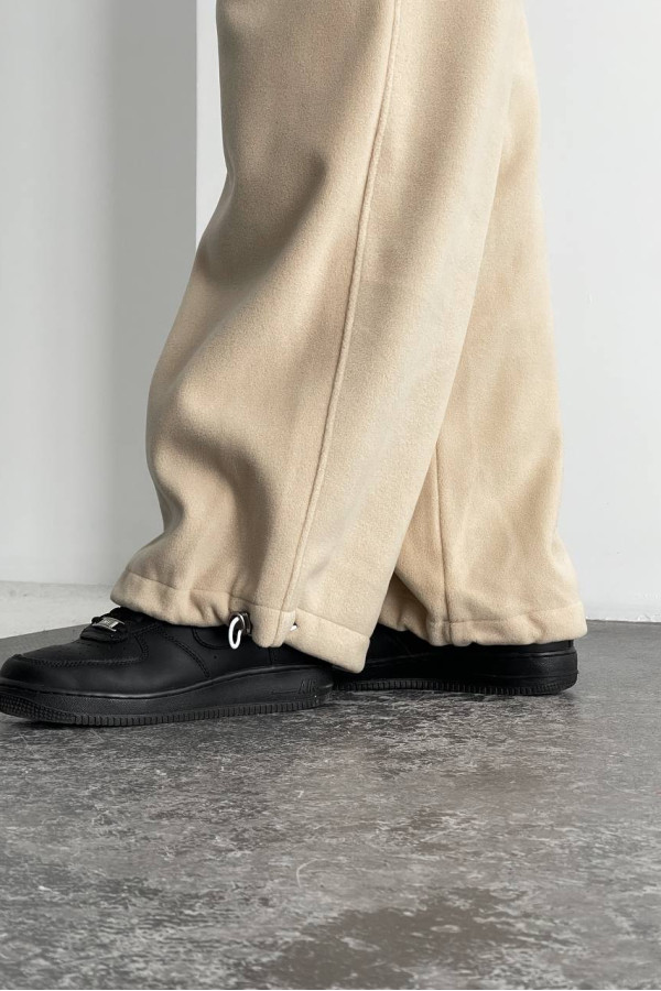 Джогери бежеві вільного крою 