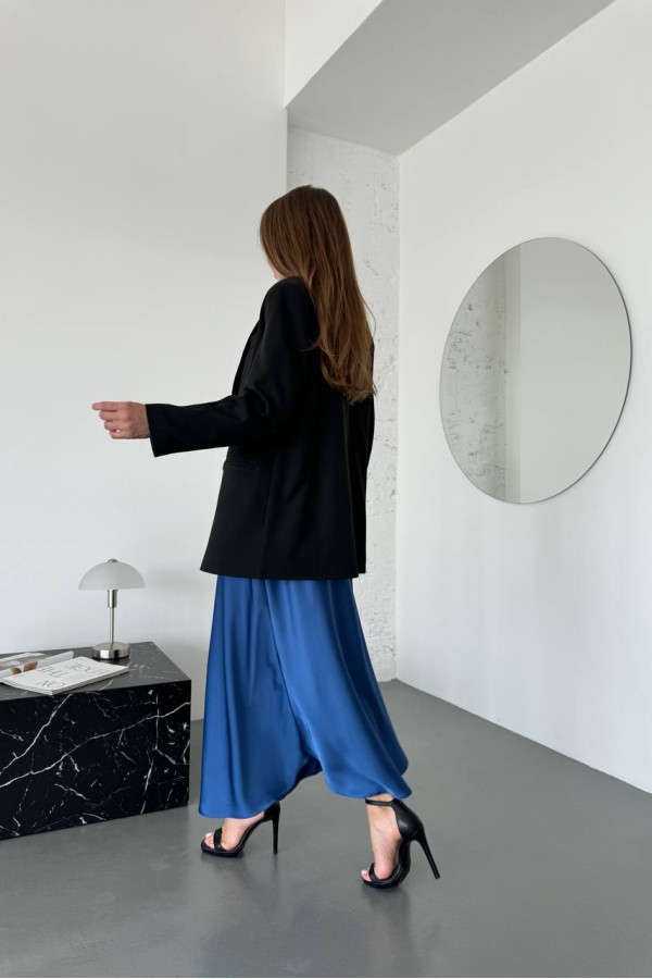 Піджак на підкладі та з плечиками чорний