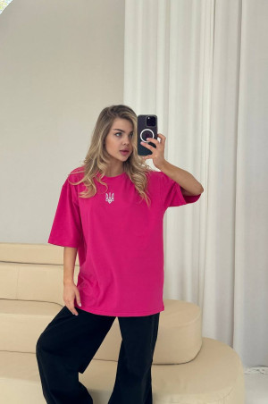 Футболка з вишивкою патріотична малинова
