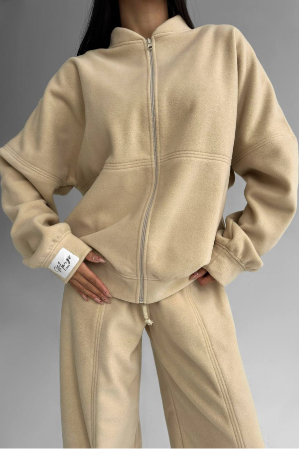 Костюм в стилі Зара бежевий