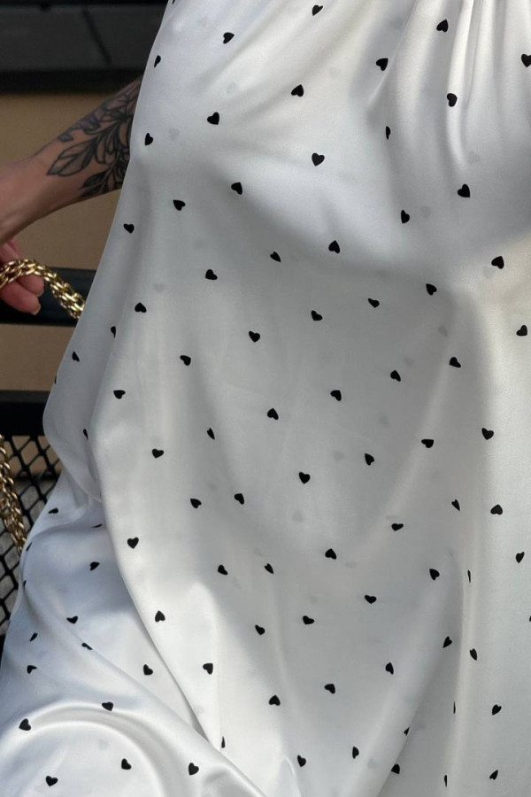 Ніжна сукня максі біла в принт сердечко