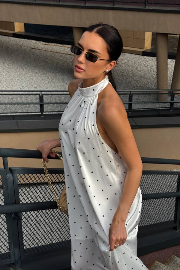 Ніжна сукня максі біла в принт сердечко