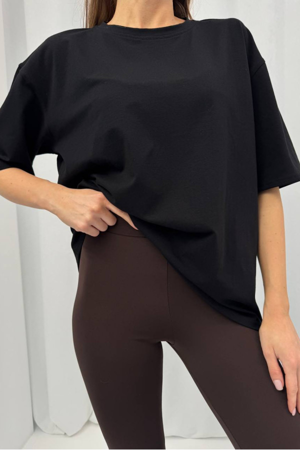 Футболка базова чорна