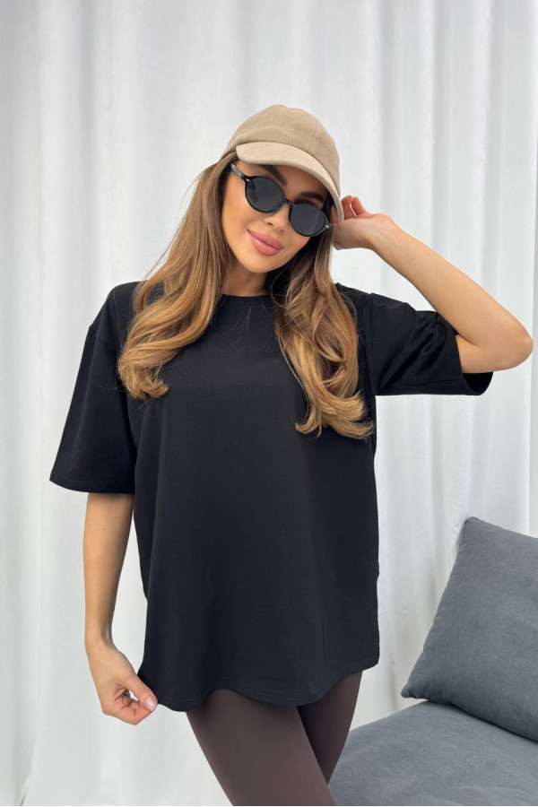 Футболка базова чорна