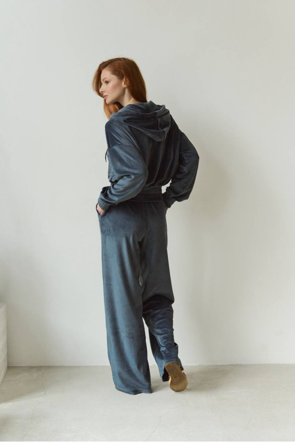 Костюм велюровий графітовий