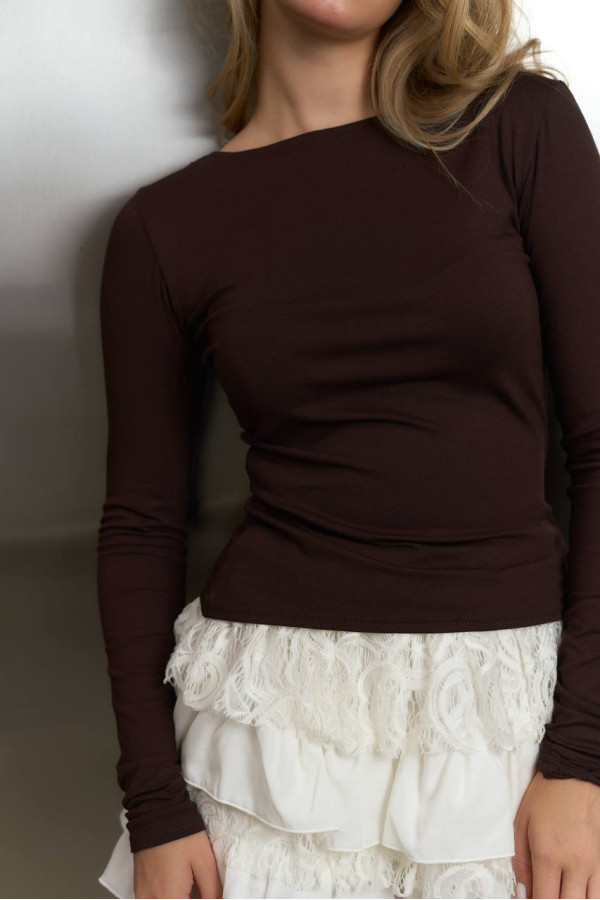 Базовий лонг шоколадного кольору 