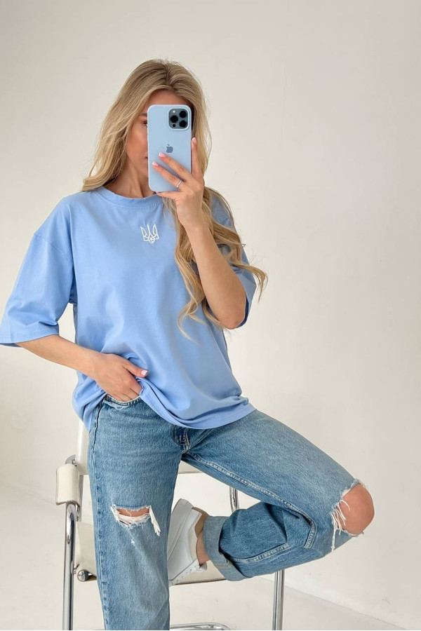 Футболка з вишивкою патріотична блакитна