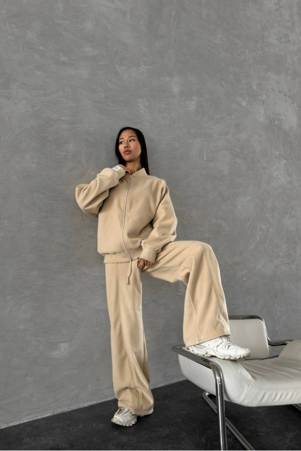 Костюм в стилі Зара бежевий