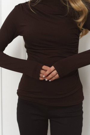 Базовий гольф шоколадного кольору 