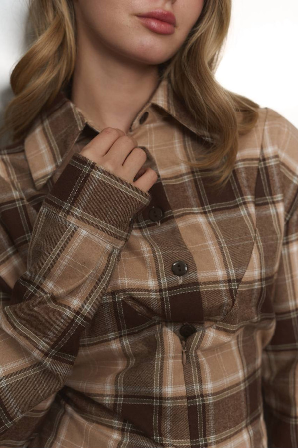 Сорочка клітинка з імітацією корсета бежева в шоколадну крупну клітинку