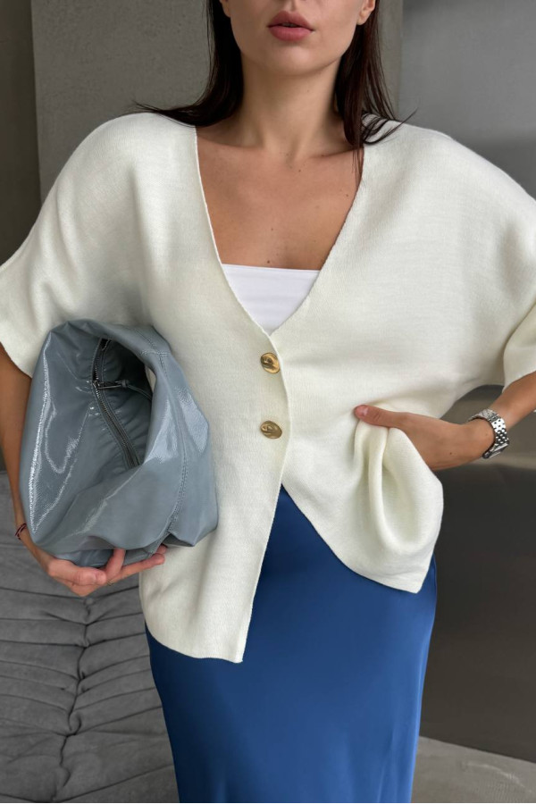 Кардиган в стилі бренду молочний