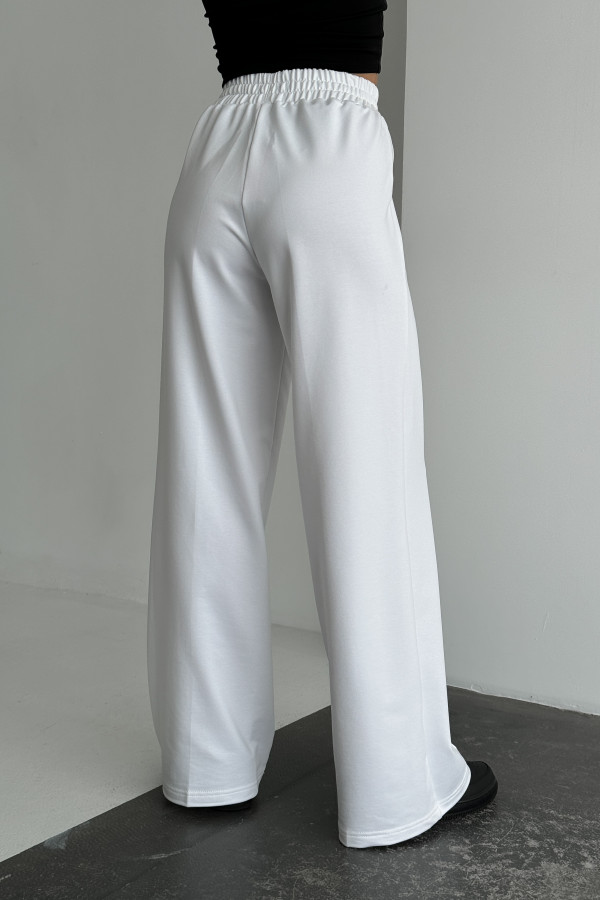 Спортивні брюки білі
