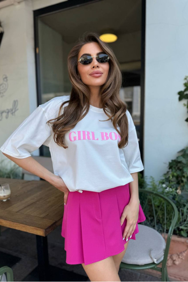 Футболка біла Girl Boss з рожевим надписом 