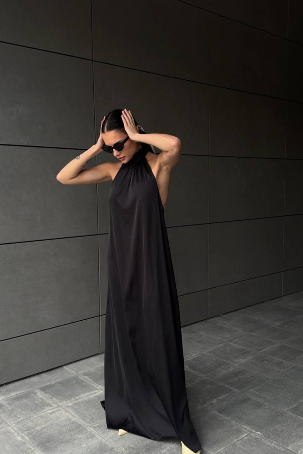 Ніжна сукня максі чорна 