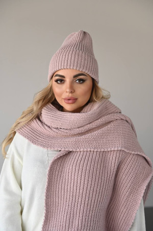 Шапка в'язана тепла пудрова